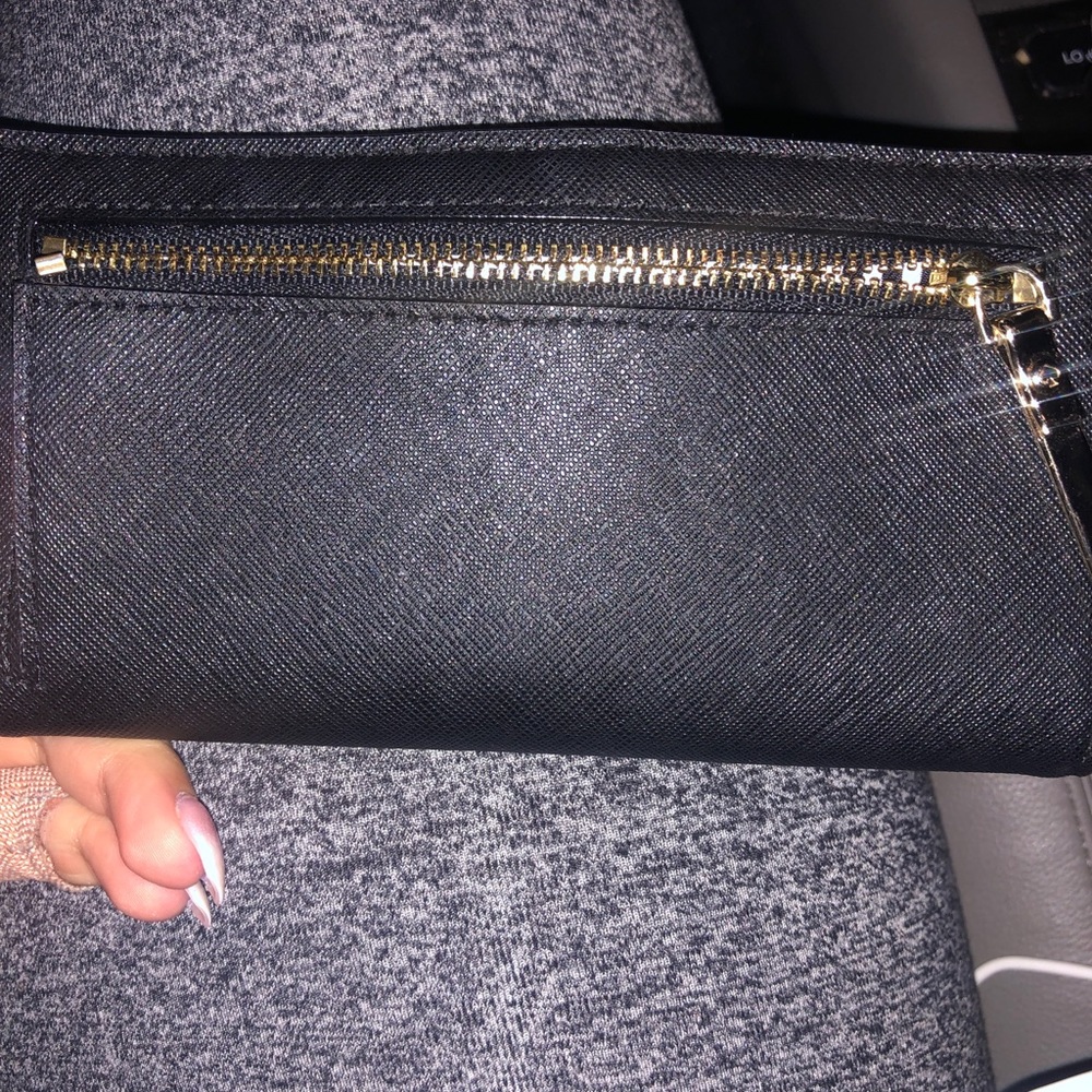 wallet - Picture 2 of 3